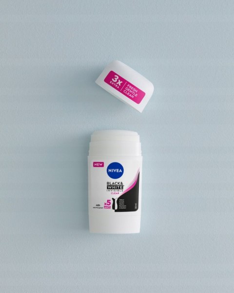 NIVEA Antyperspirant Black&White Clear sztyft