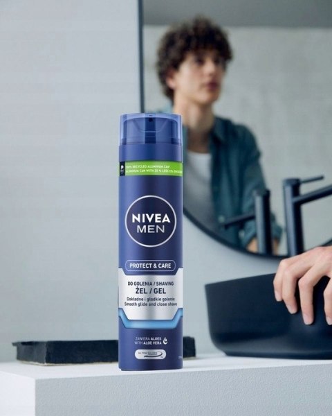 NIVEA MEN PROTECT&CARE Żel do golenia nawilżający dla mężczyzn 200ml